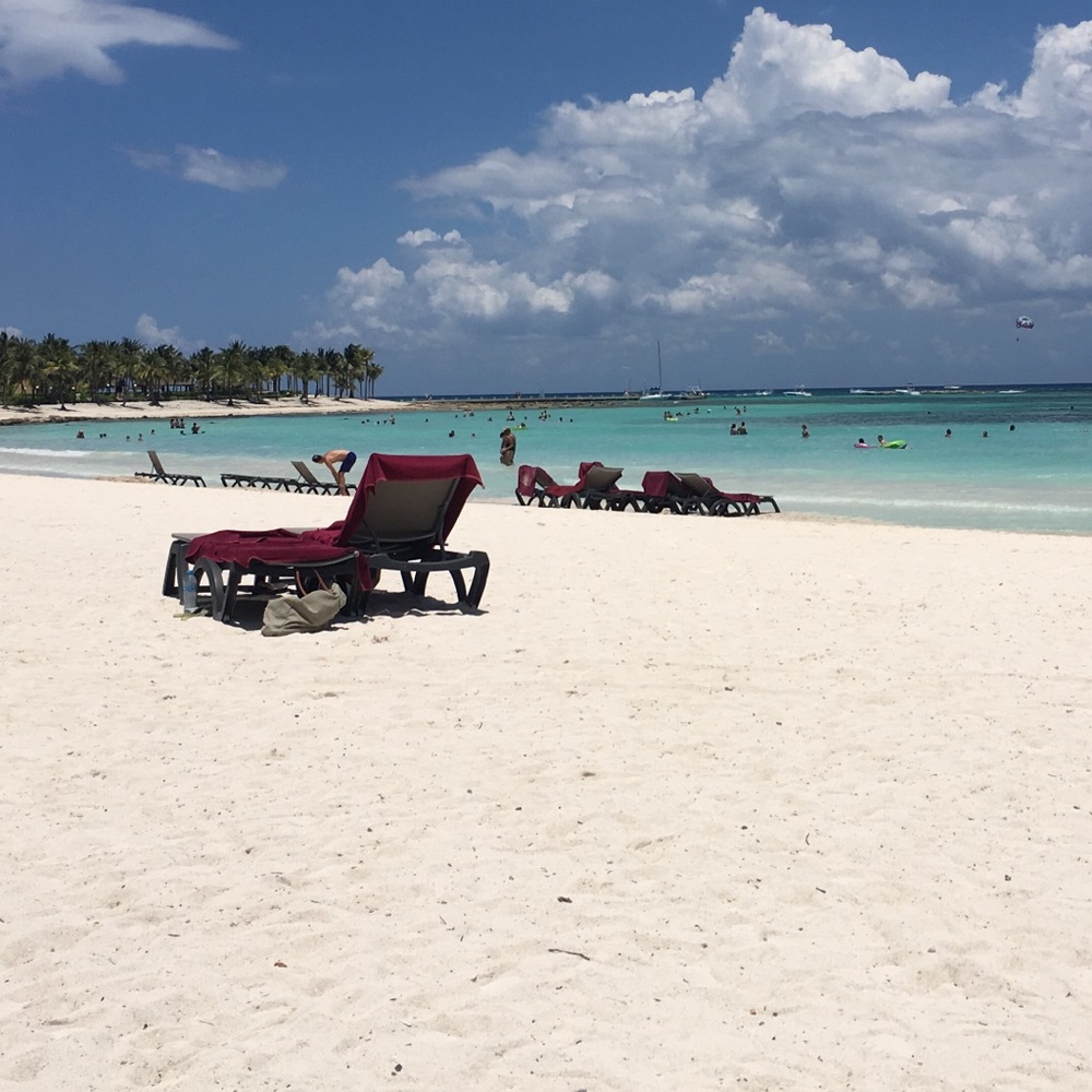 Meet your Posher, Emsuda